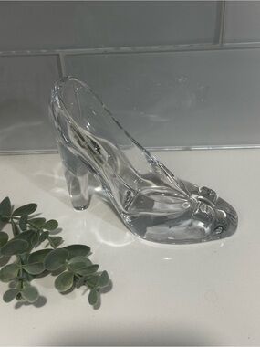 New Sofullue Princess Clear Glass Slipper High Heels Shoes Figurine Ring Holder